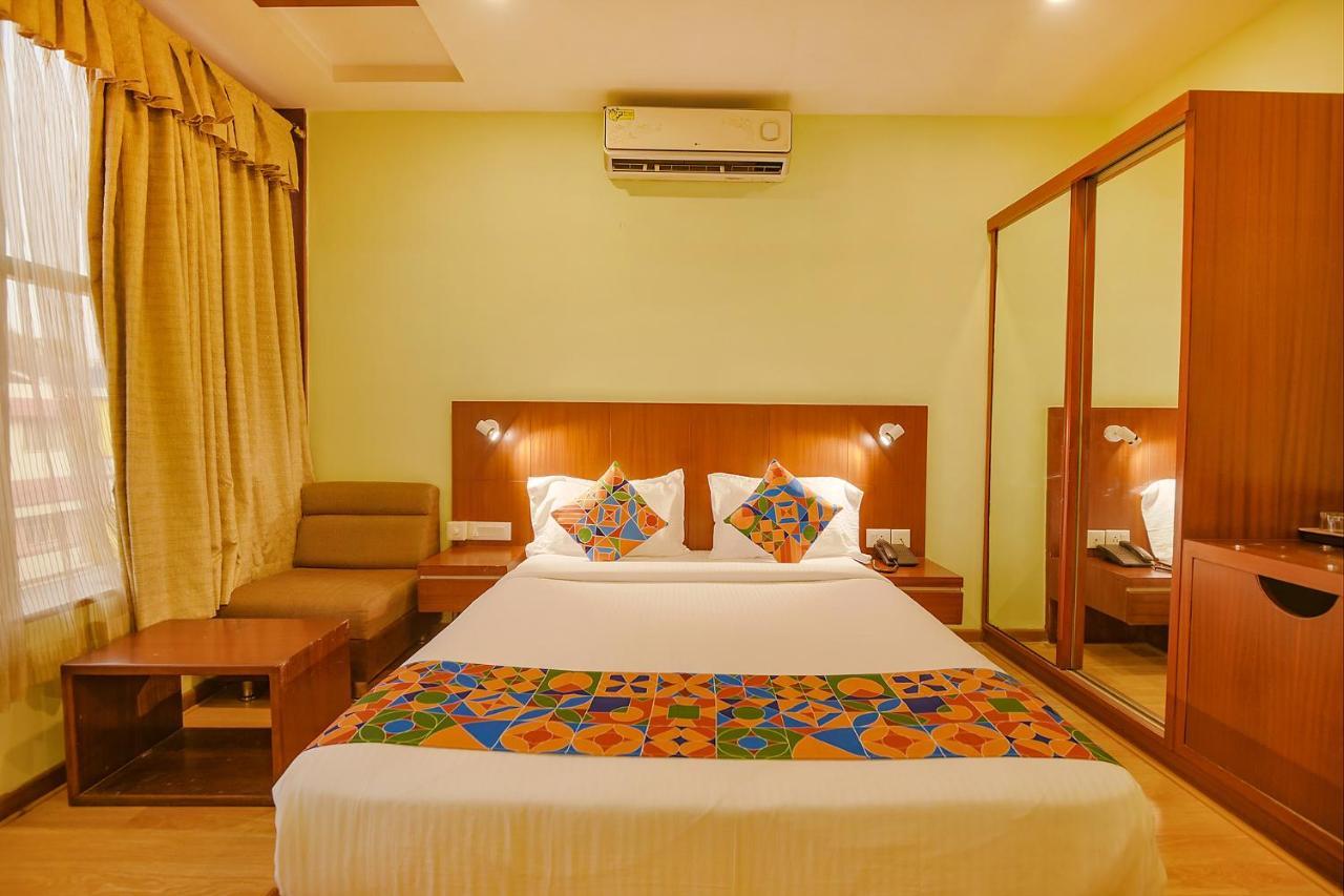 Fabhotel The Btm Palace - Btm Layout Nr Gopalan Innovation Mall Bangalore Extérieur photo