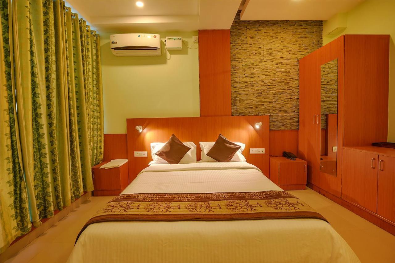 Fabhotel The Btm Palace - Btm Layout Nr Gopalan Innovation Mall Bangalore Extérieur photo