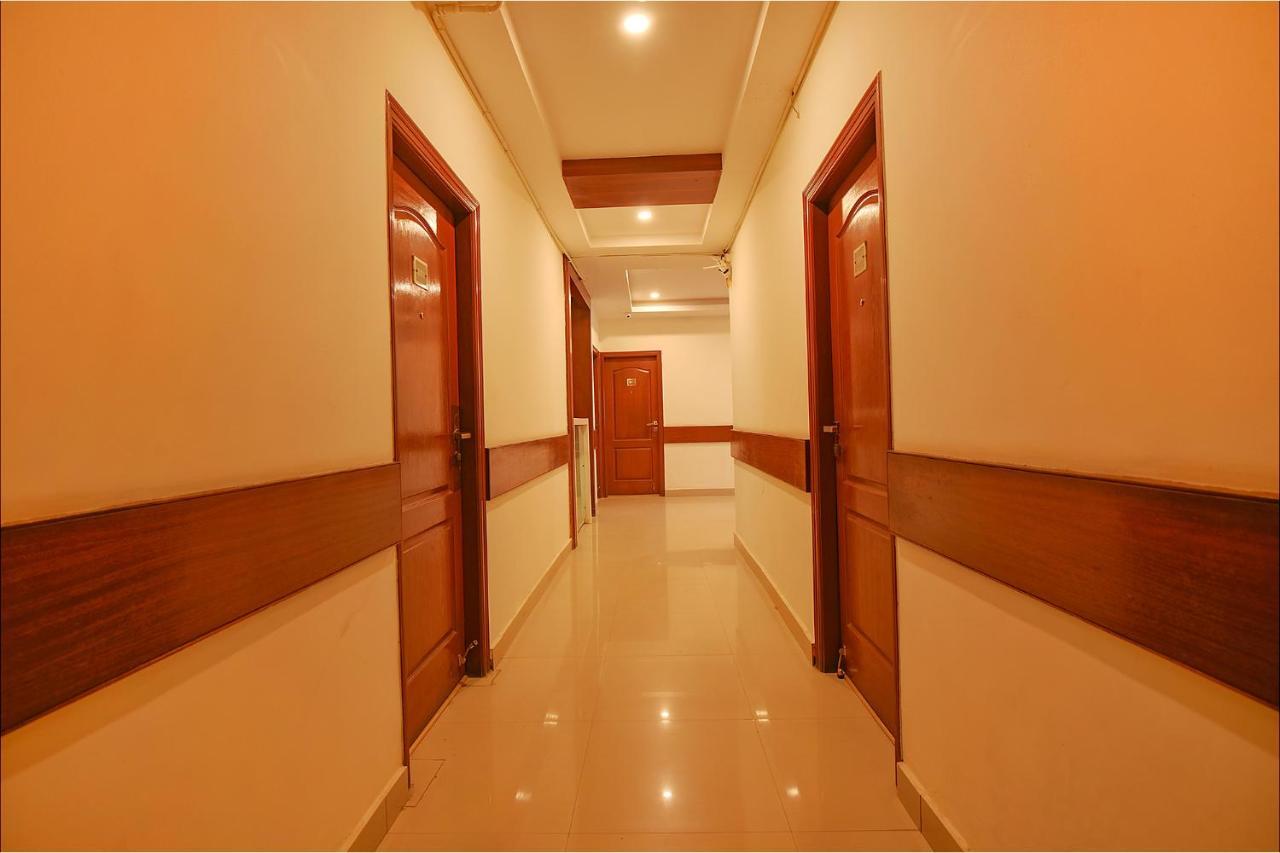 Fabhotel The Btm Palace - Btm Layout Nr Gopalan Innovation Mall Bangalore Extérieur photo