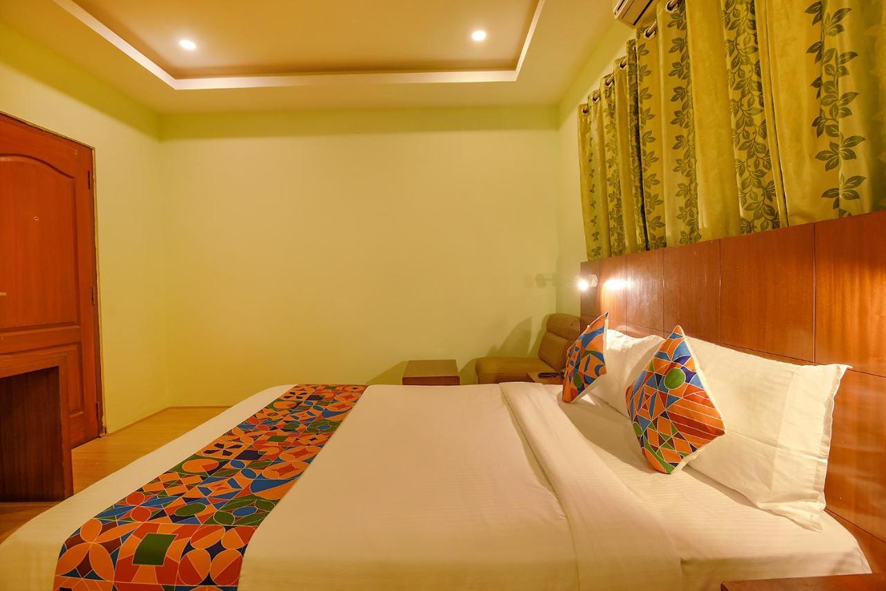 Fabhotel The Btm Palace - Btm Layout Nr Gopalan Innovation Mall Bangalore Extérieur photo